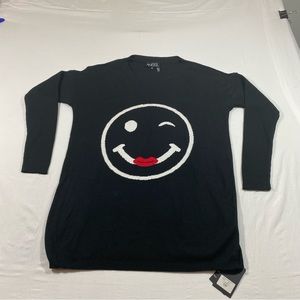 Angel Wink Emoji Pullover Sweater Top Black Long Sleeves Graphic Sweater…